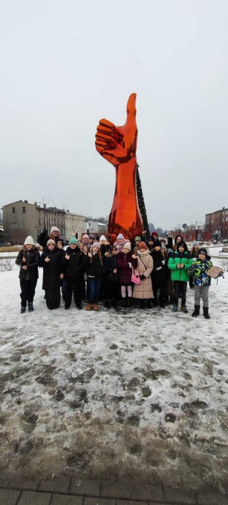 “Opowieść Wigilijna” na deskach Teatru Miejskiego w Gliwicach “Opowieść Wigilijna” na deskach Teatru Miejskiego w Gliwicach